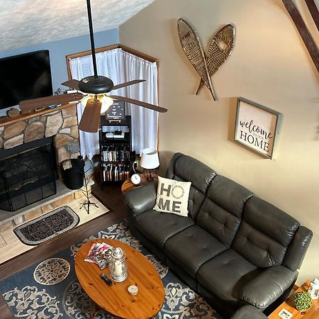 Camelback Private Home Located Behind Waterpark & Ski Lift تانيرسفيل المظهر الخارجي الصورة