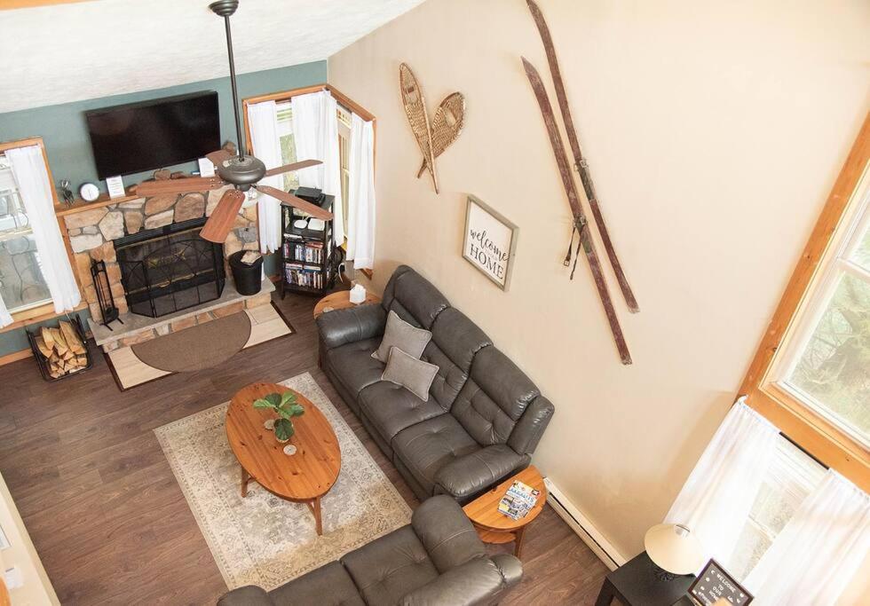 Camelback Private Home Located Behind Waterpark & Ski Lift تانيرسفيل المظهر الخارجي الصورة