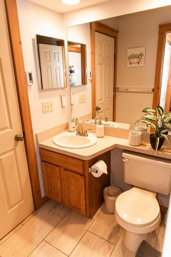 Camelback Private Home Located Behind Waterpark & Ski Lift تانيرسفيل المظهر الخارجي الصورة