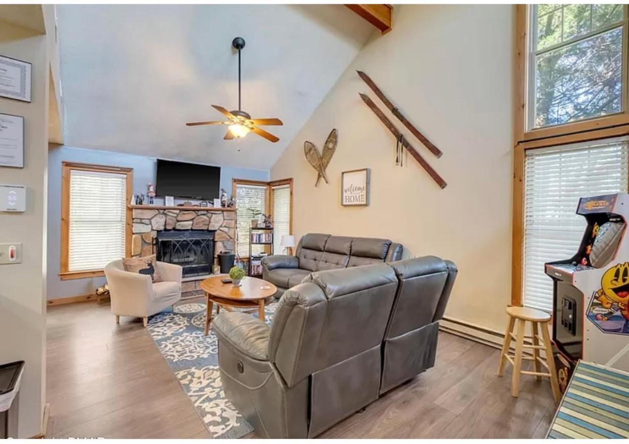 Camelback Private Home Located Behind Waterpark & Ski Lift تانيرسفيل المظهر الخارجي الصورة