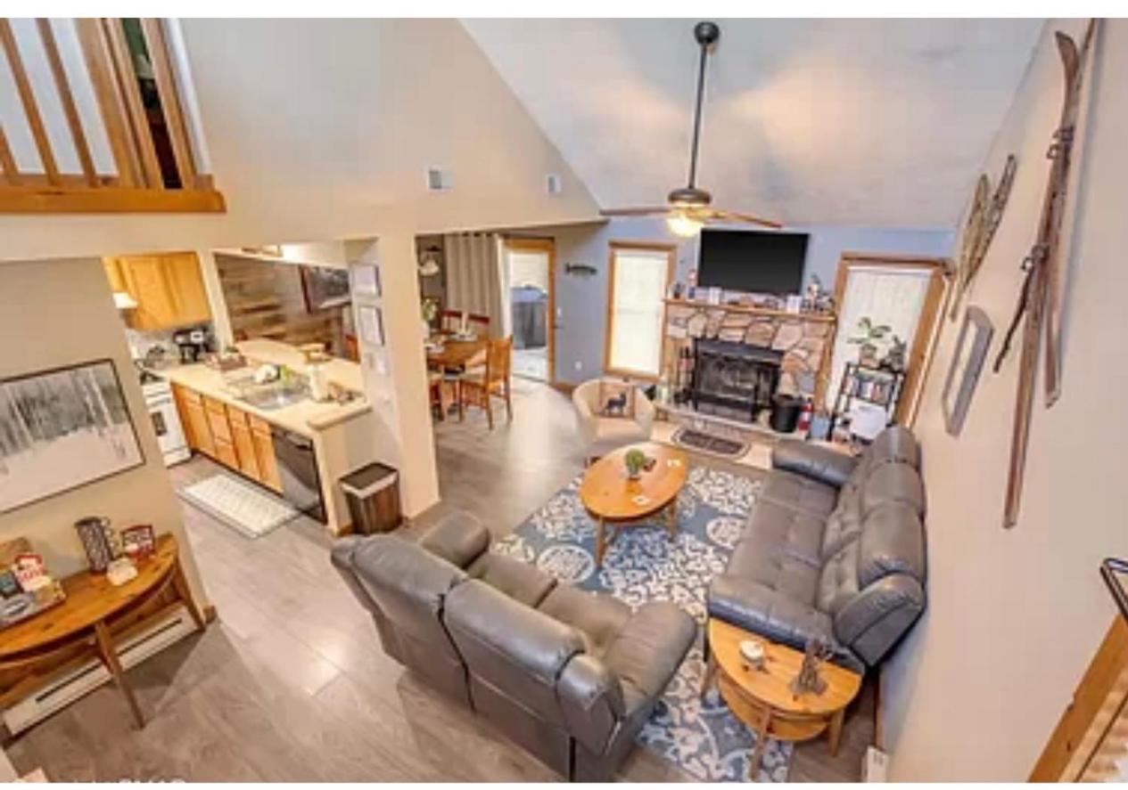 Camelback Private Home Located Behind Waterpark & Ski Lift تانيرسفيل المظهر الخارجي الصورة